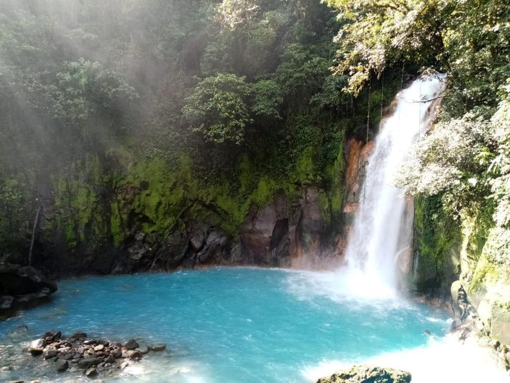 مبيت وإفطار Posada Rio Celeste In المظهر الخارجي الصورة